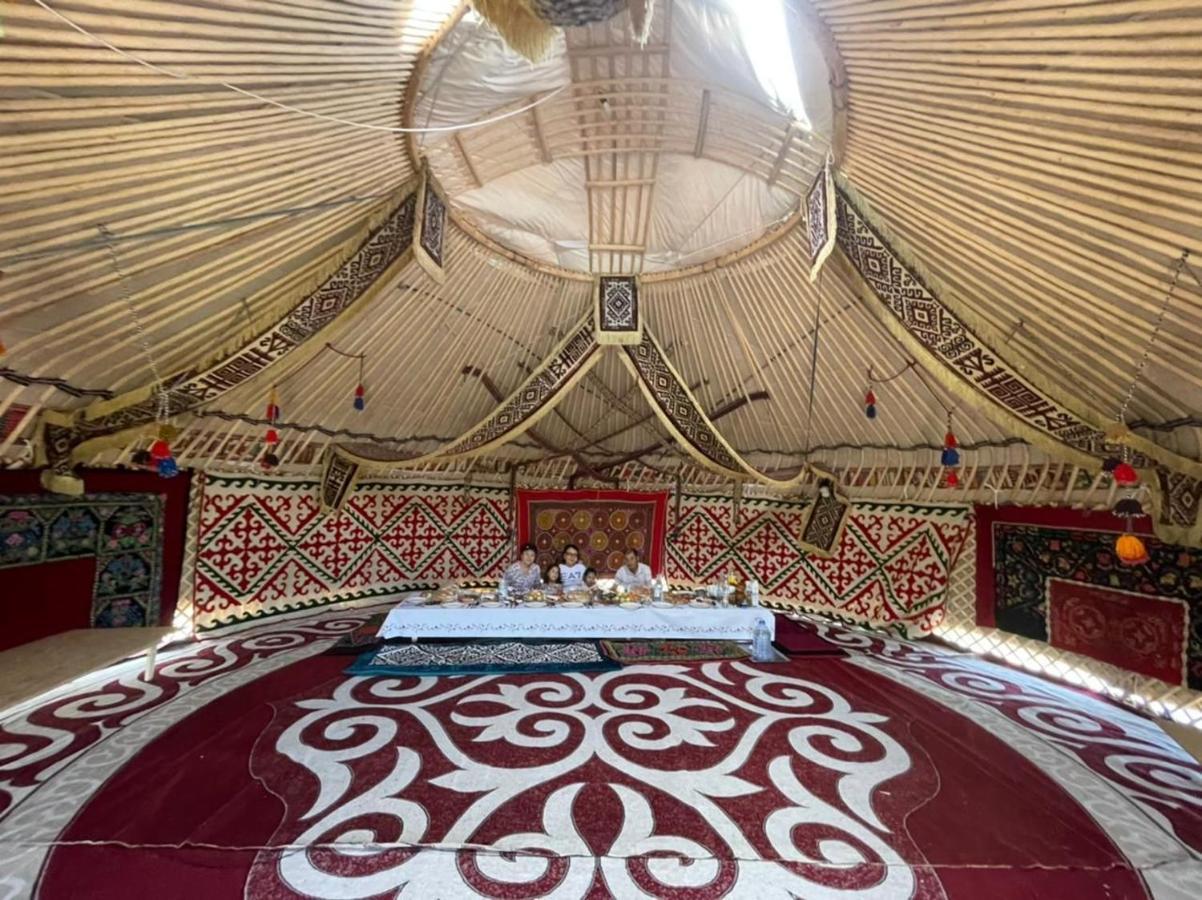 юрта Qyran Luxury tent *